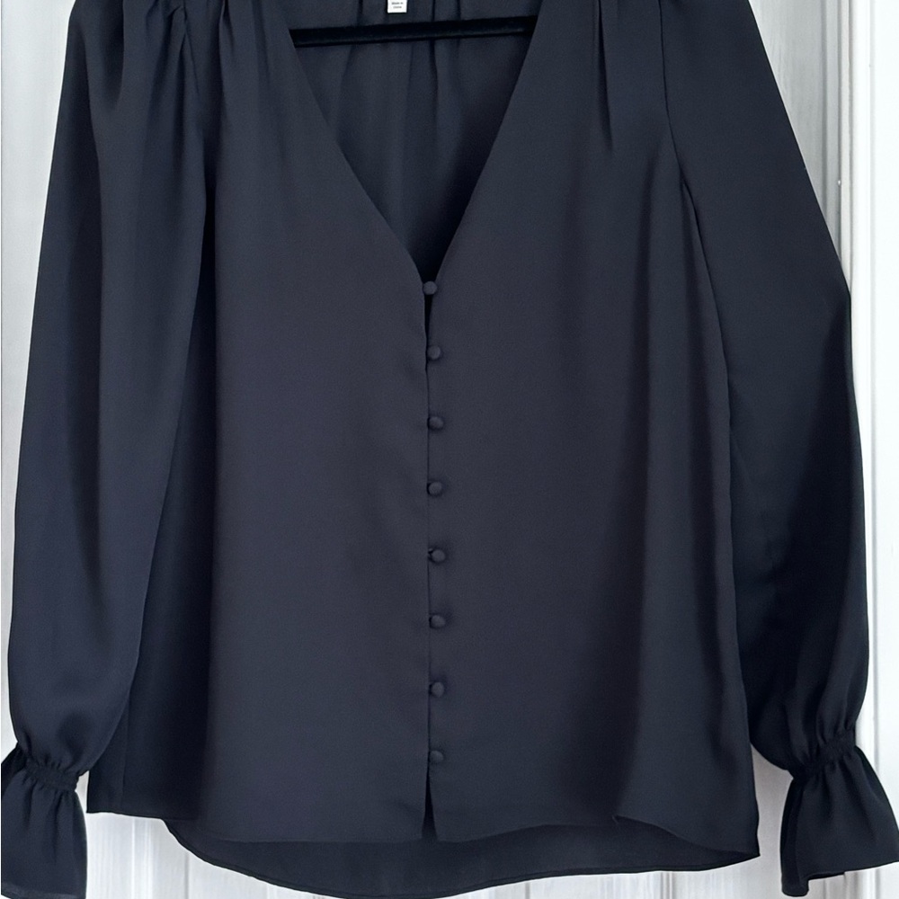 Joie’ Black V-Neck Button Front Women’s Blouse with covered  buttons